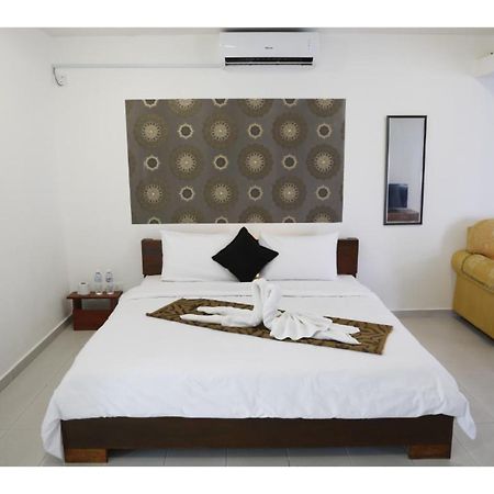 5500m² Studio-, 1 eigene Kampung Sungai Karang Exterior foto