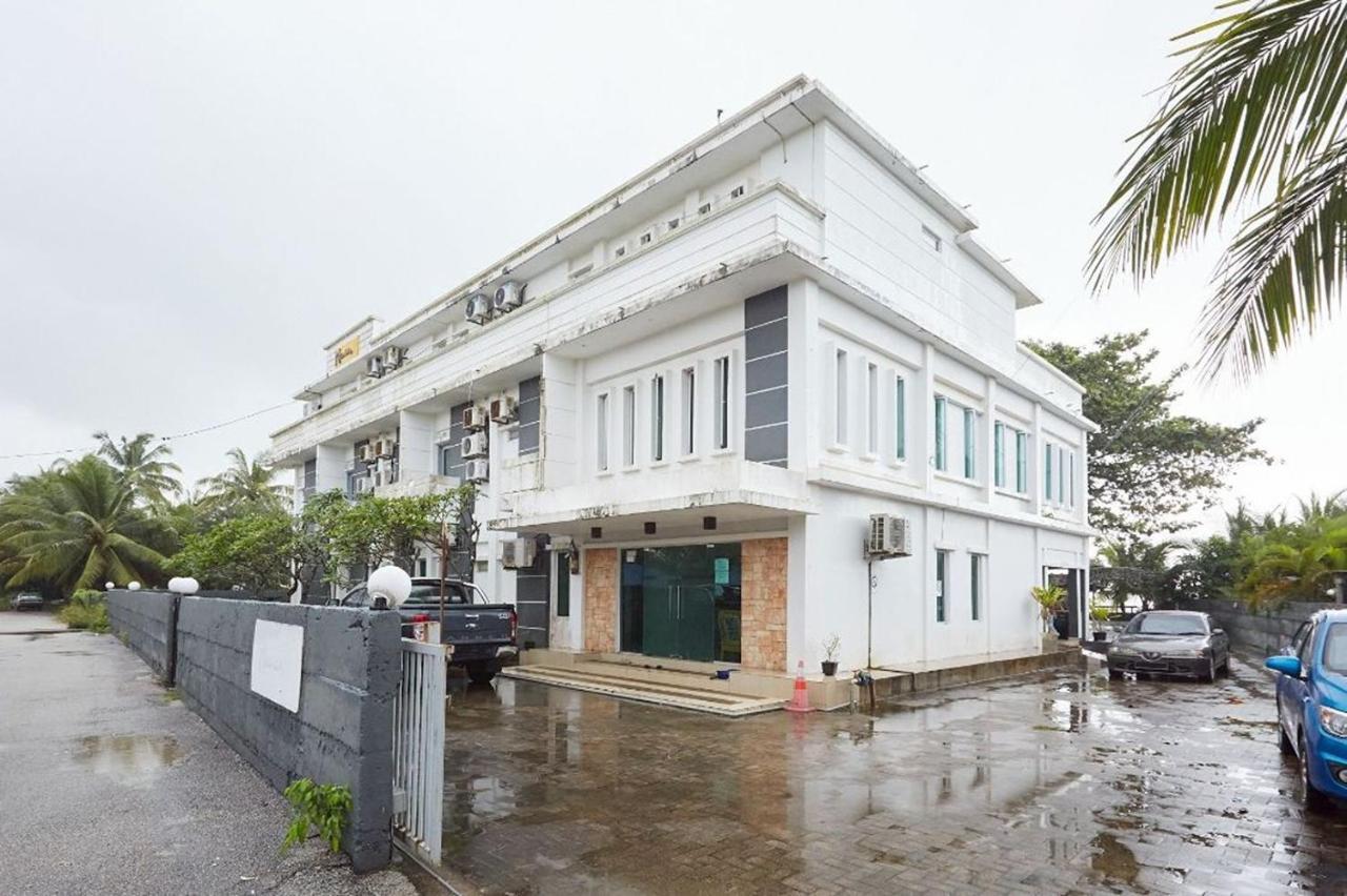 5500m² Studio-, 1 eigene Kampung Sungai Karang Exterior foto