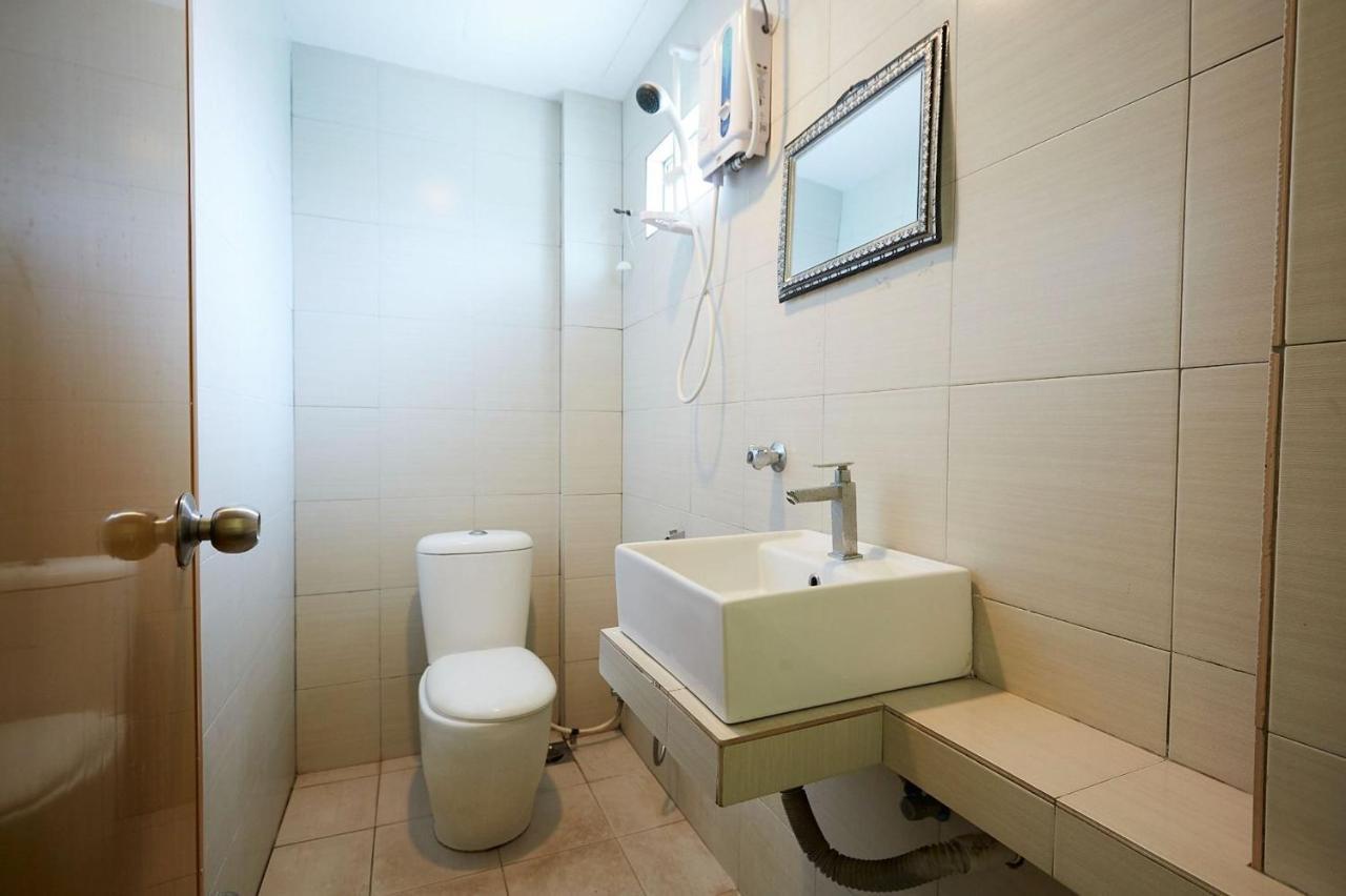 5500m² Studio-, 1 eigene Kampung Sungai Karang Exterior foto